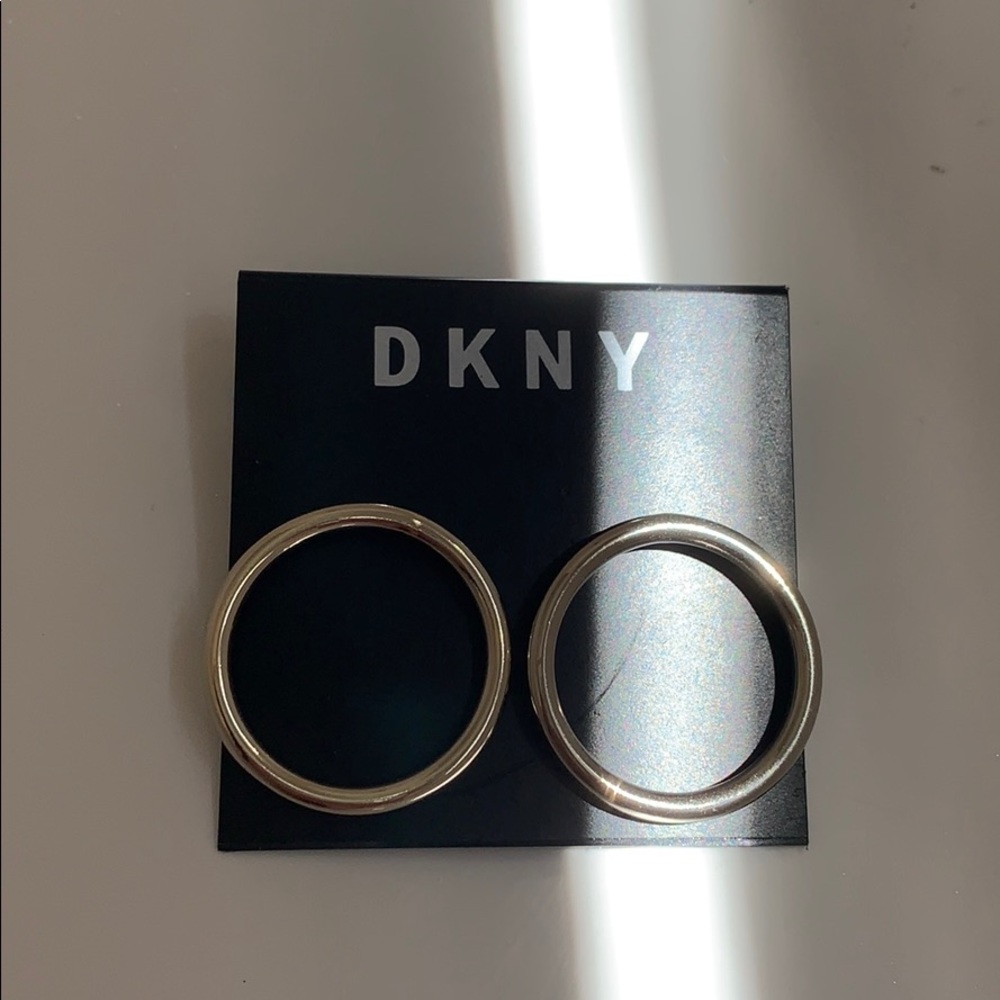 ⭐️DKNY Silver Hoop Stud Earrings⭐️